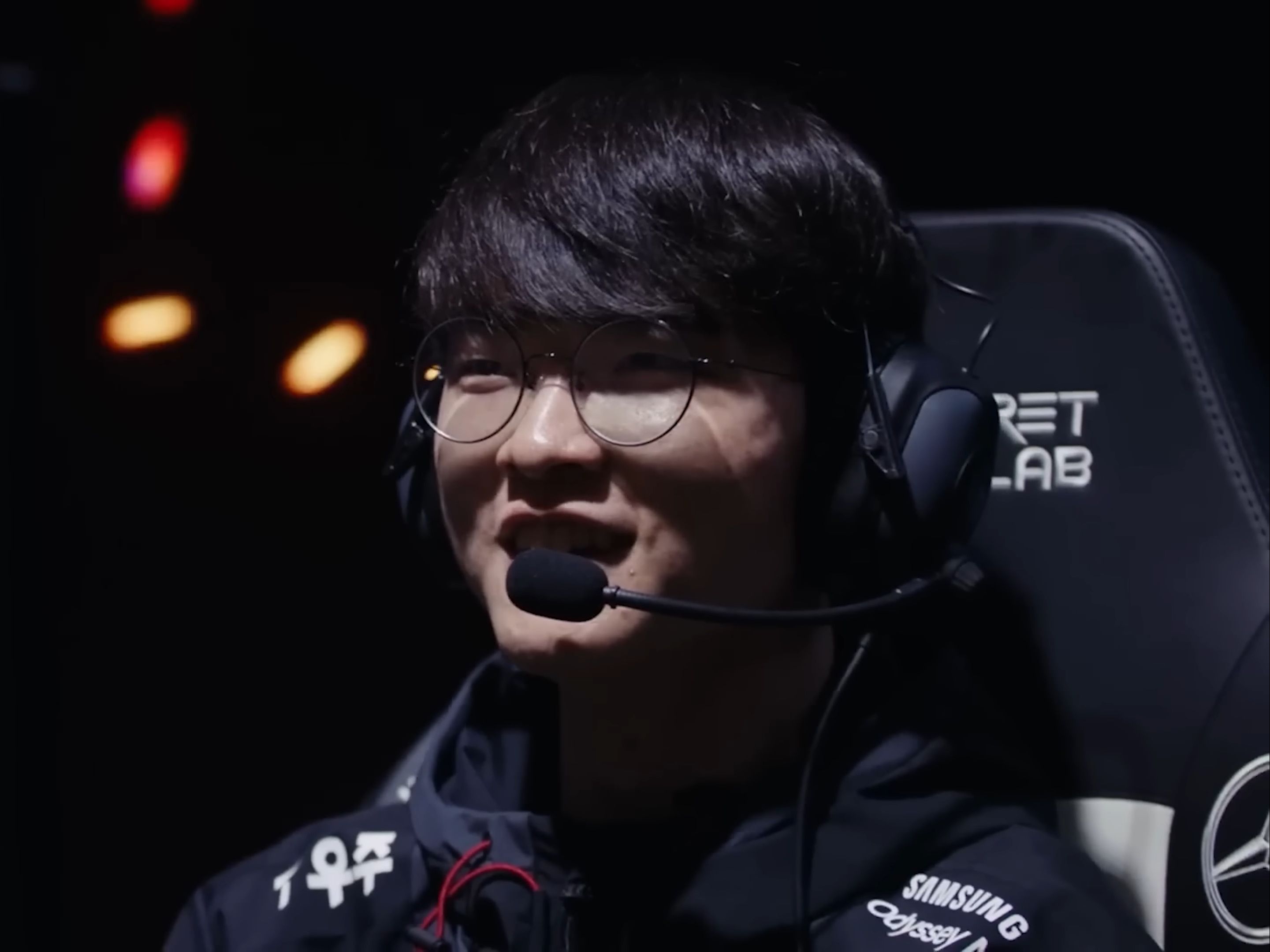 【赛后战报】拒绝让二追三！LGD击败IG挺进季后赛