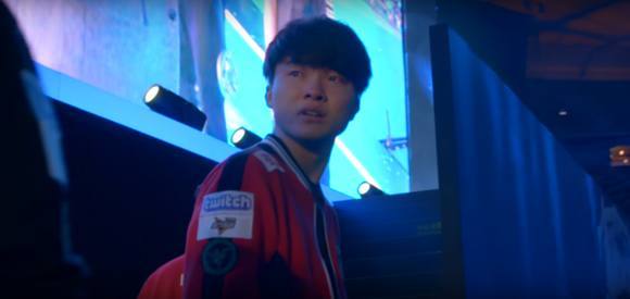 TES发布对阵WBG赛后返图：明暗无辄，我们会坚定地越过夜幕